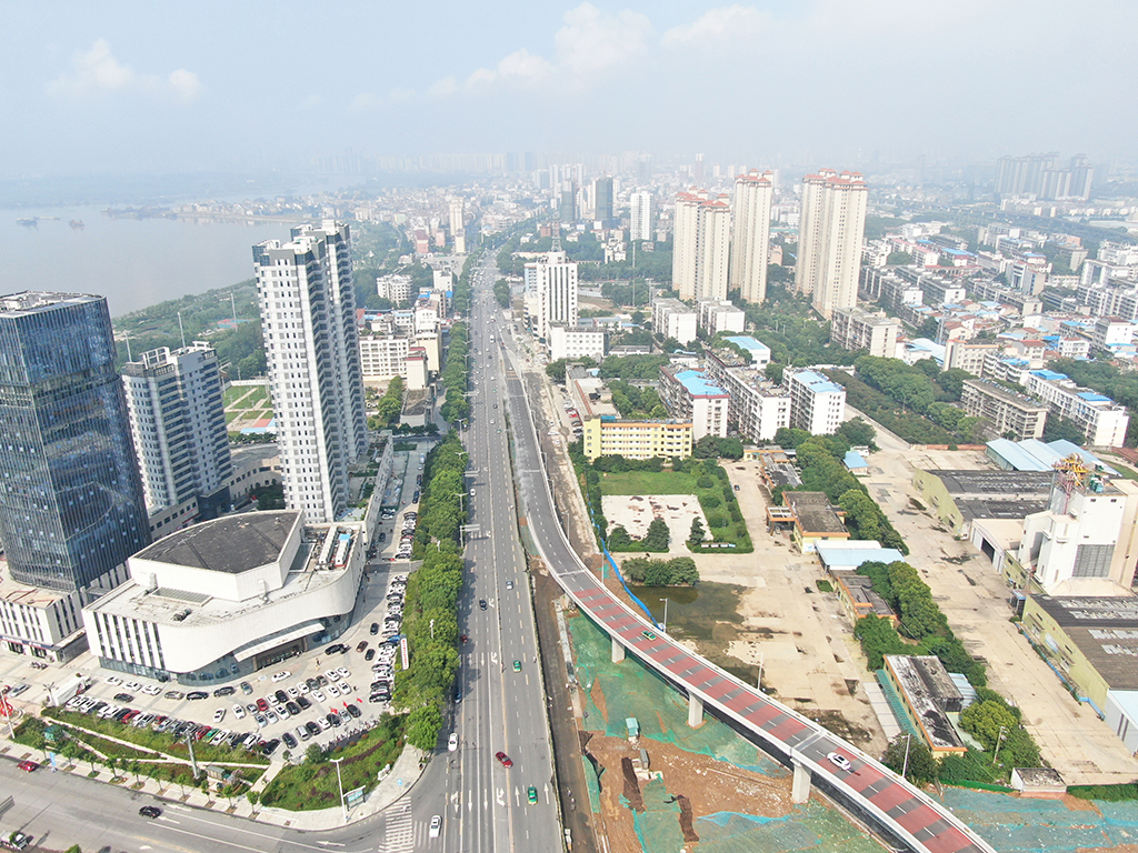 航空路改造工程